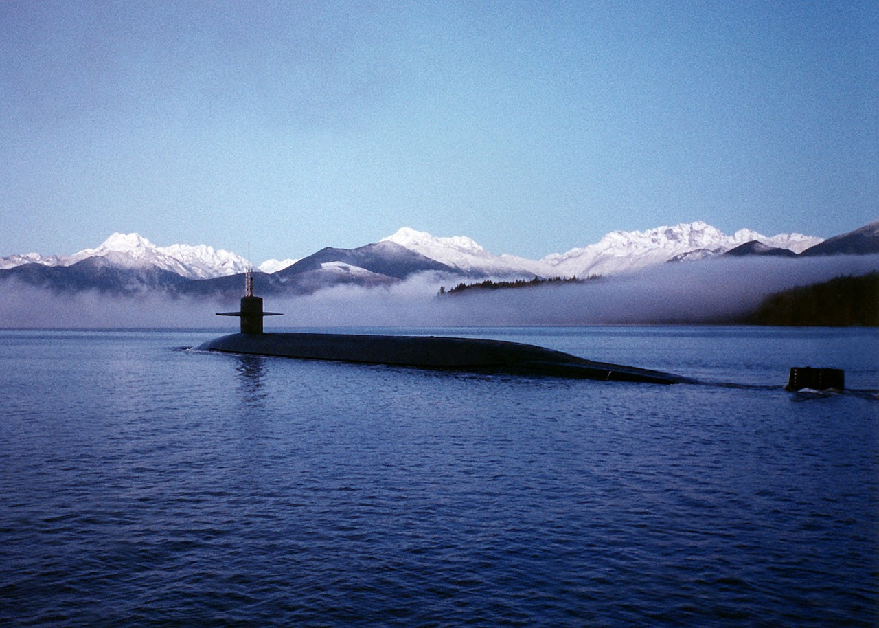 submarine us navy uss kentucky free photo