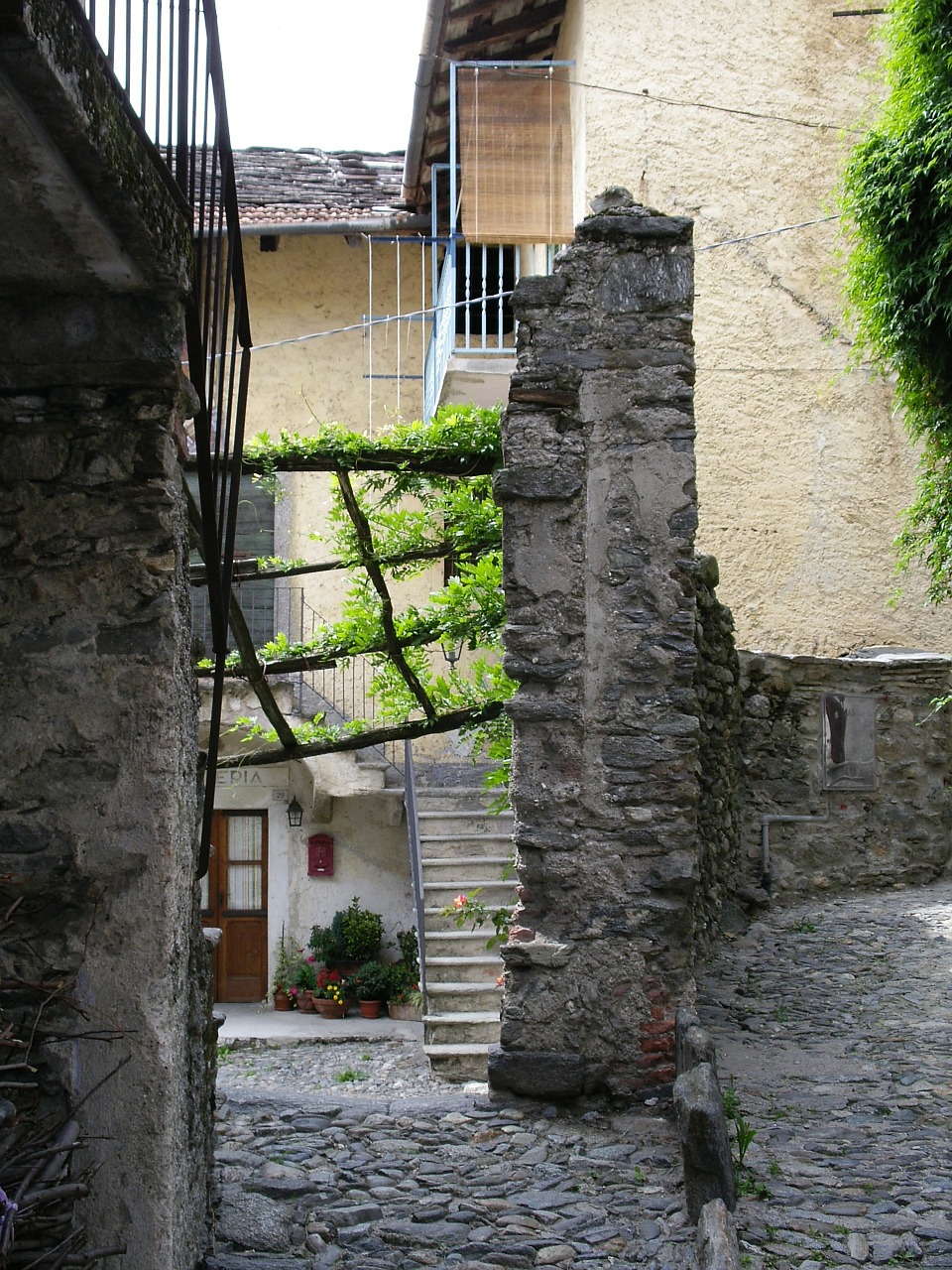 substantiate italy alley free photo