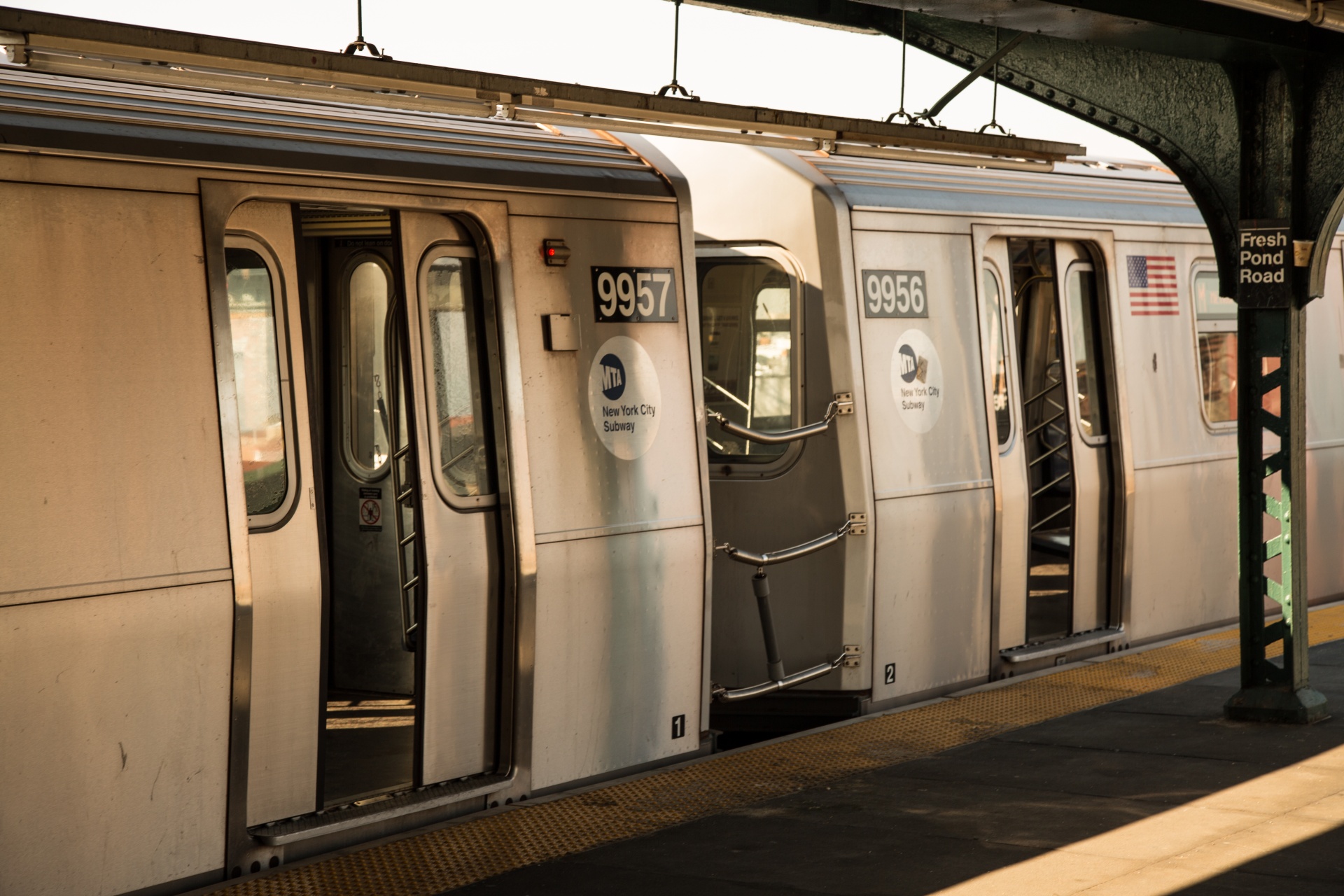 subway nyc train free photo