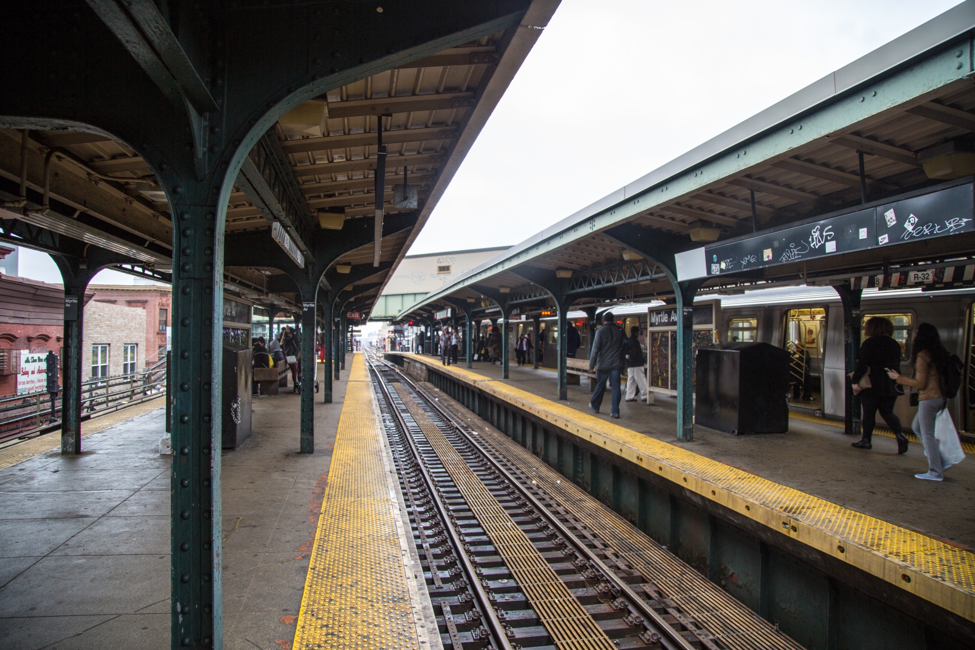 subway nyc train free photo