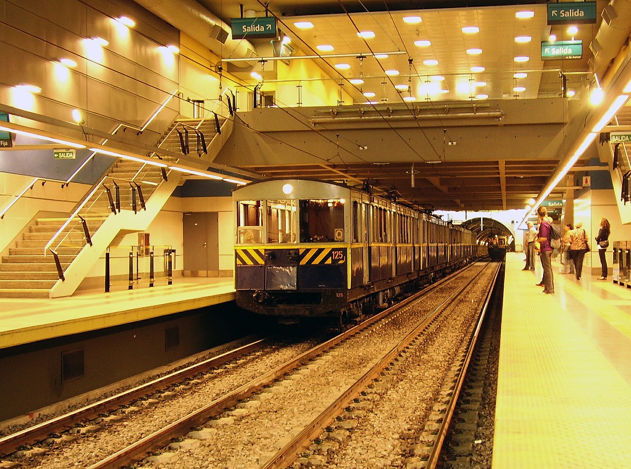 subway suteba underground free photo