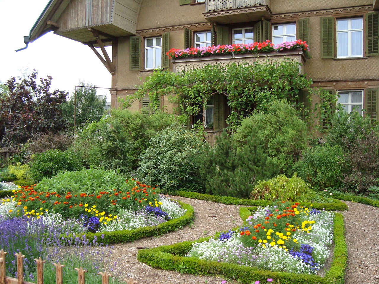 sumiswald farmhouse garden free photo