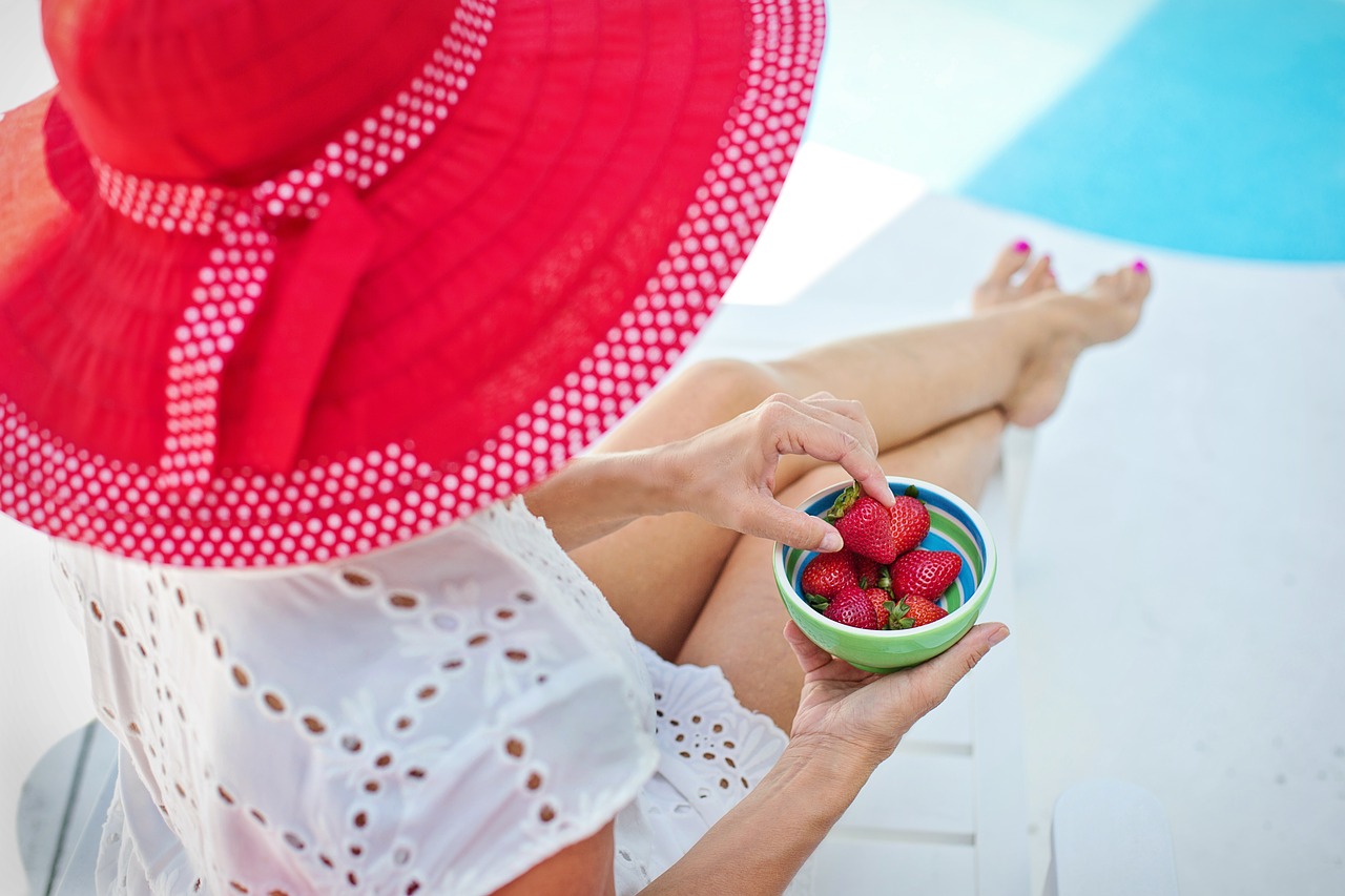 summer  poolside  red hat free photo