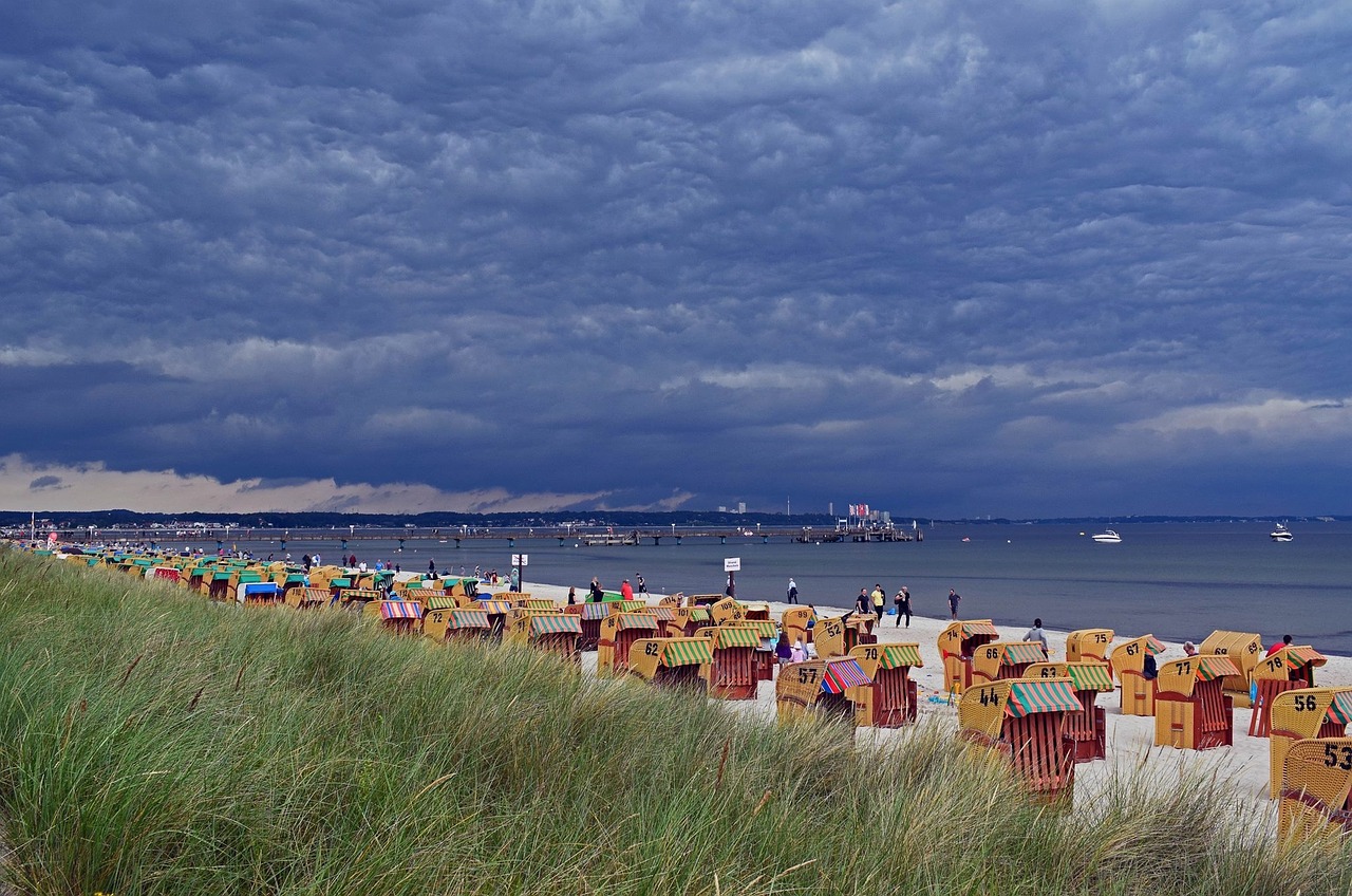 summer vacation baltic sea coast lübeck bay free photo