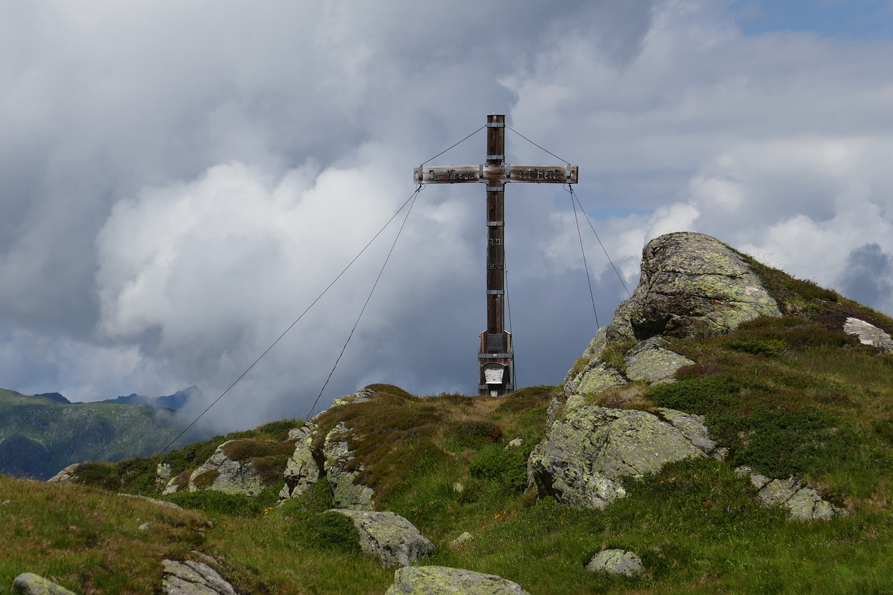 summit cross time out free photo