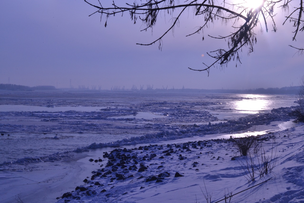 sun the danube winter free photo