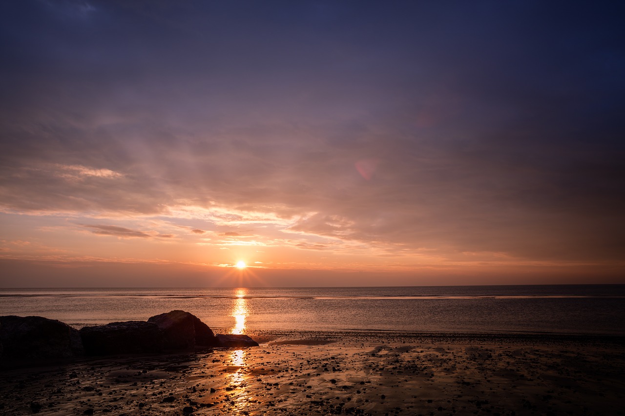 sun  sea  sand free photo