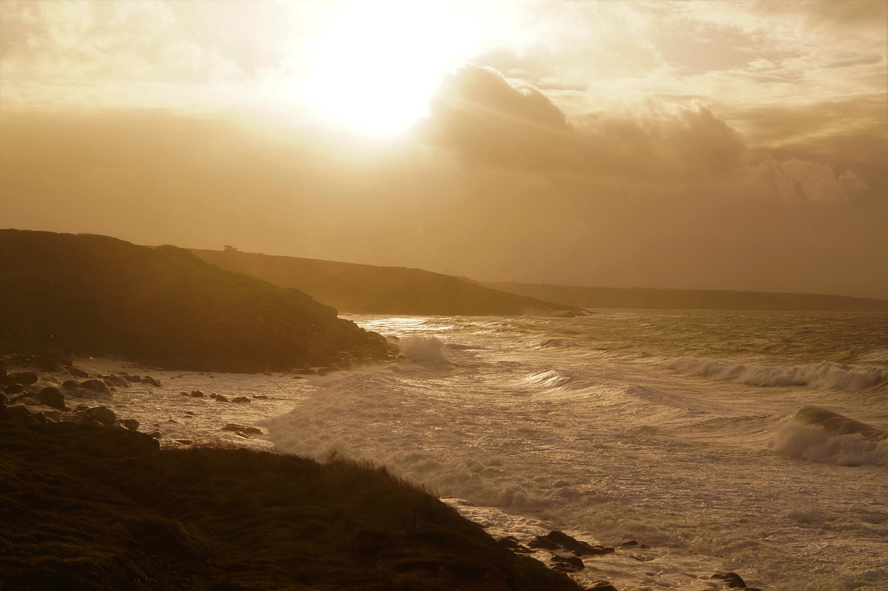 sun  sea  wave free photo