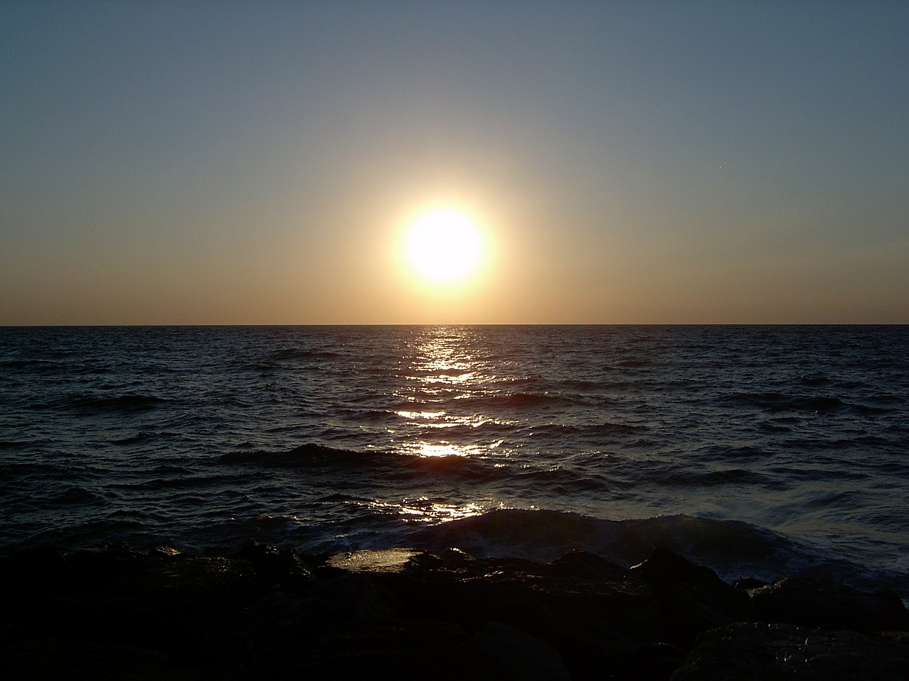 sun sea horizon free photo