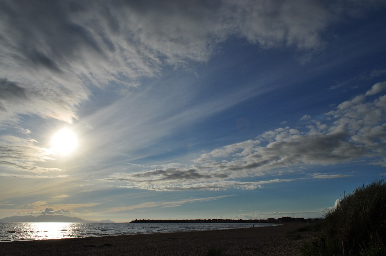 sunburst  island  sea free photo