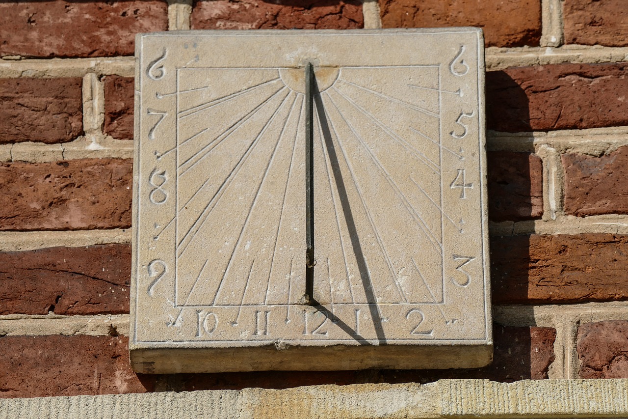 sundial clock time of free photo