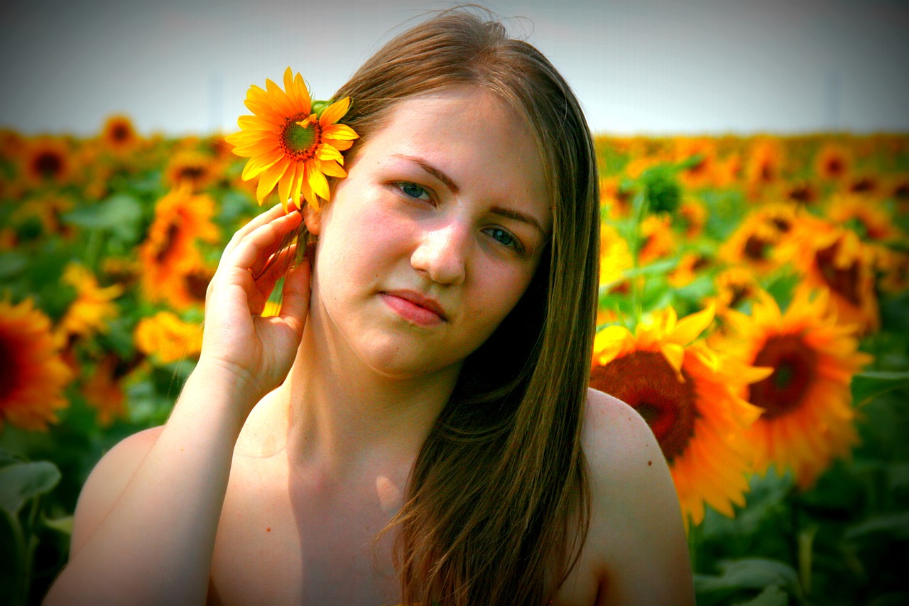 sunflower girl yellow free photo