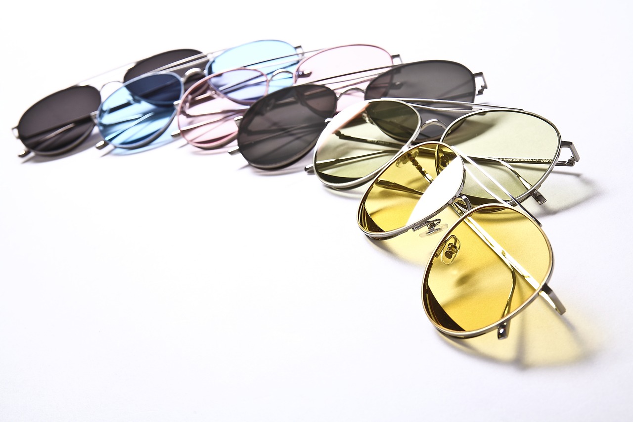 sunglasses constitute color free photo