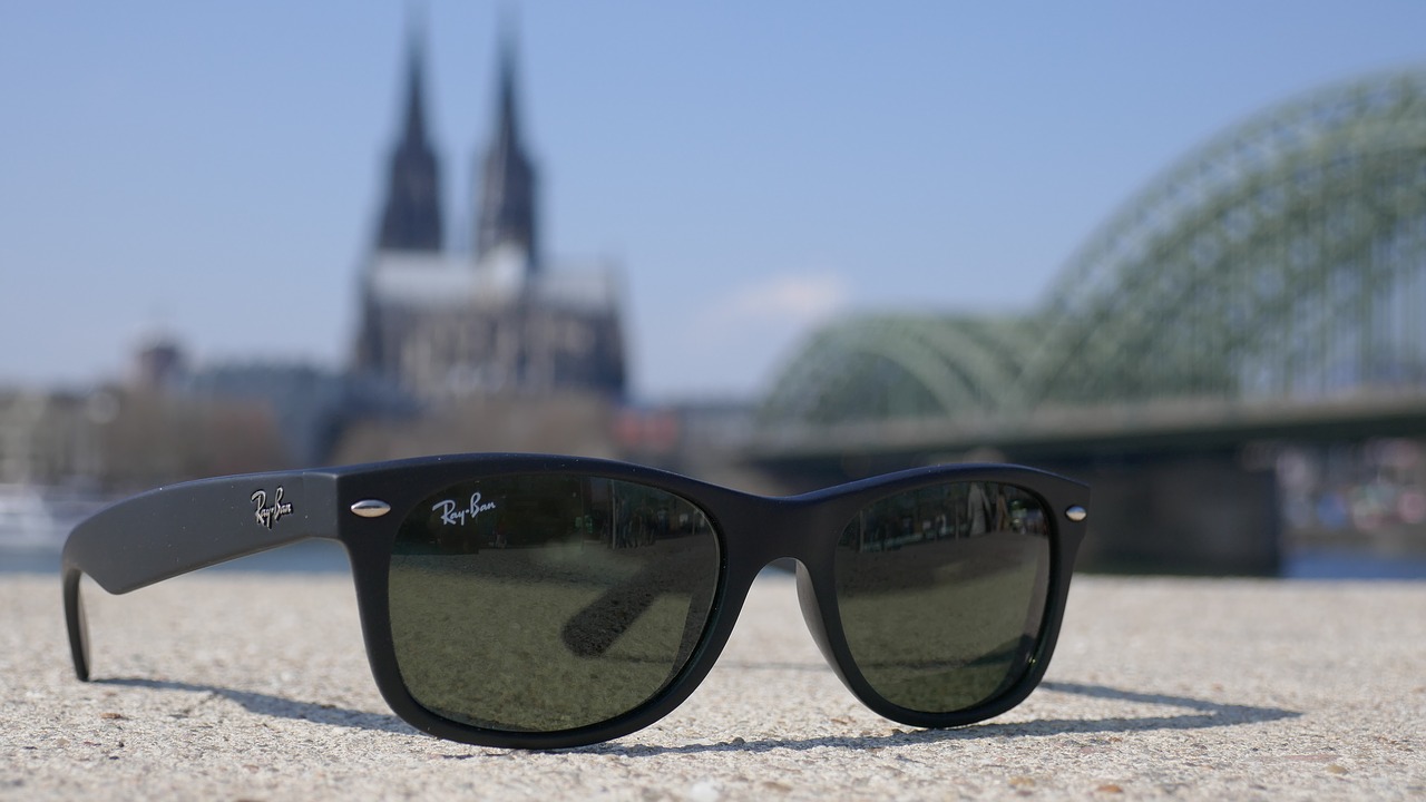 sunglasses summer travel free photo