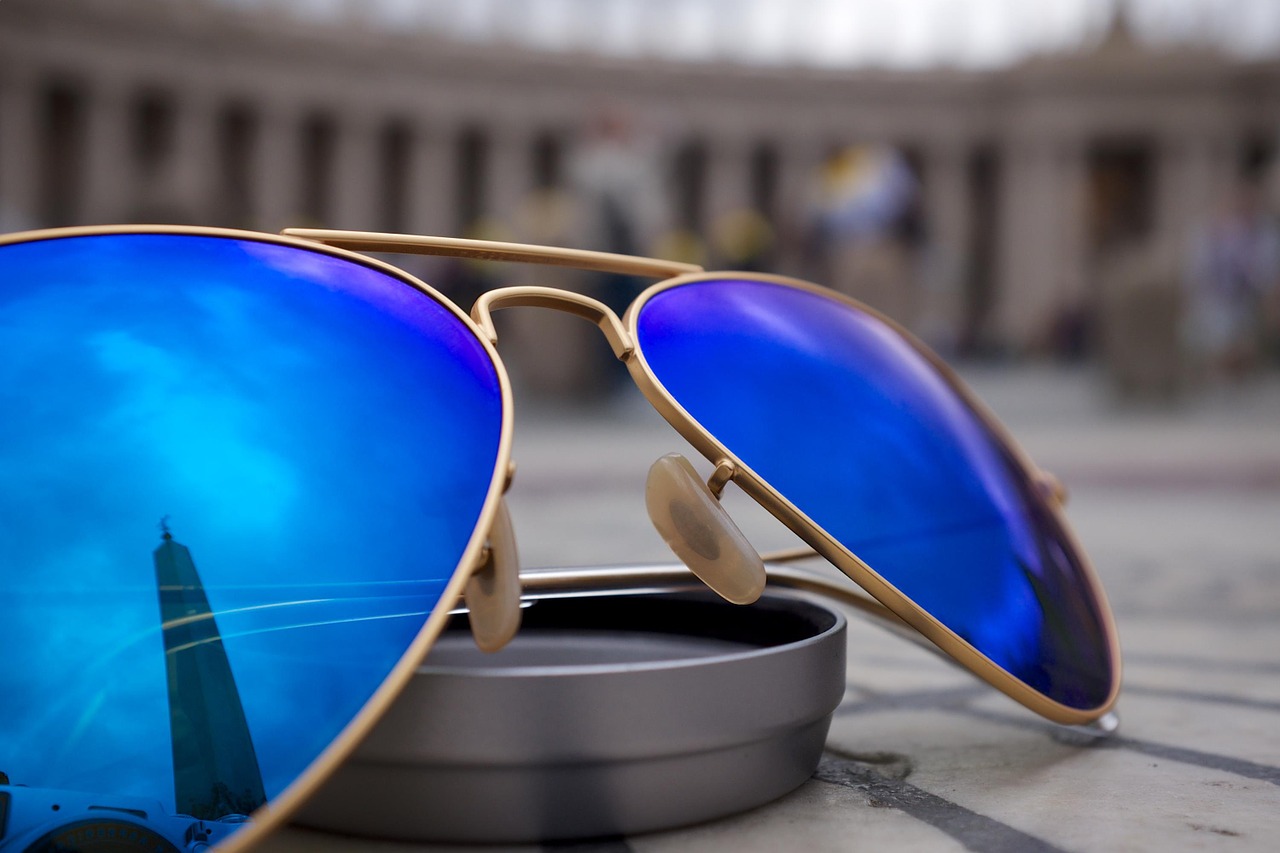 sunglasses blue reflection free photo