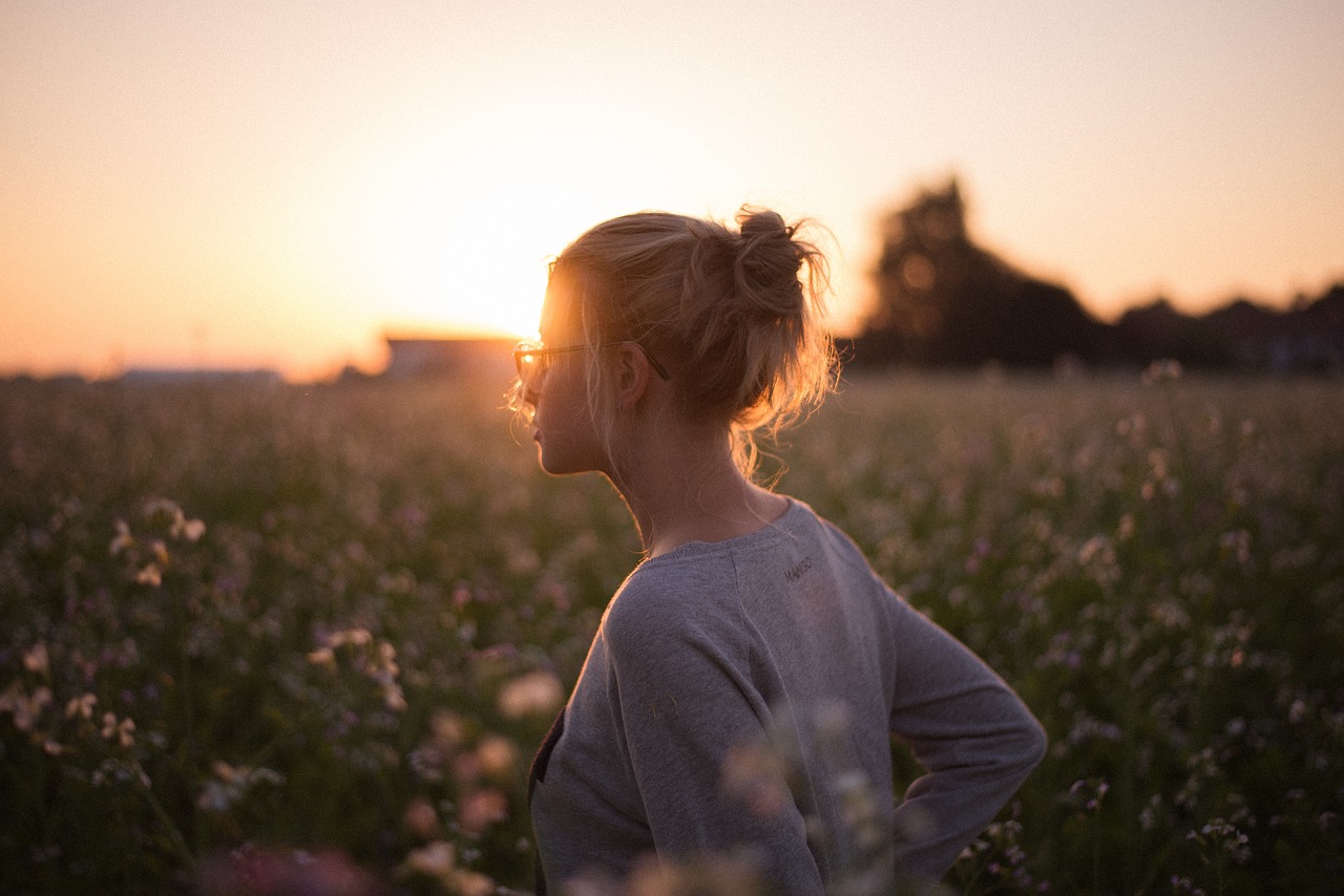 sunlight sunset girl free photo