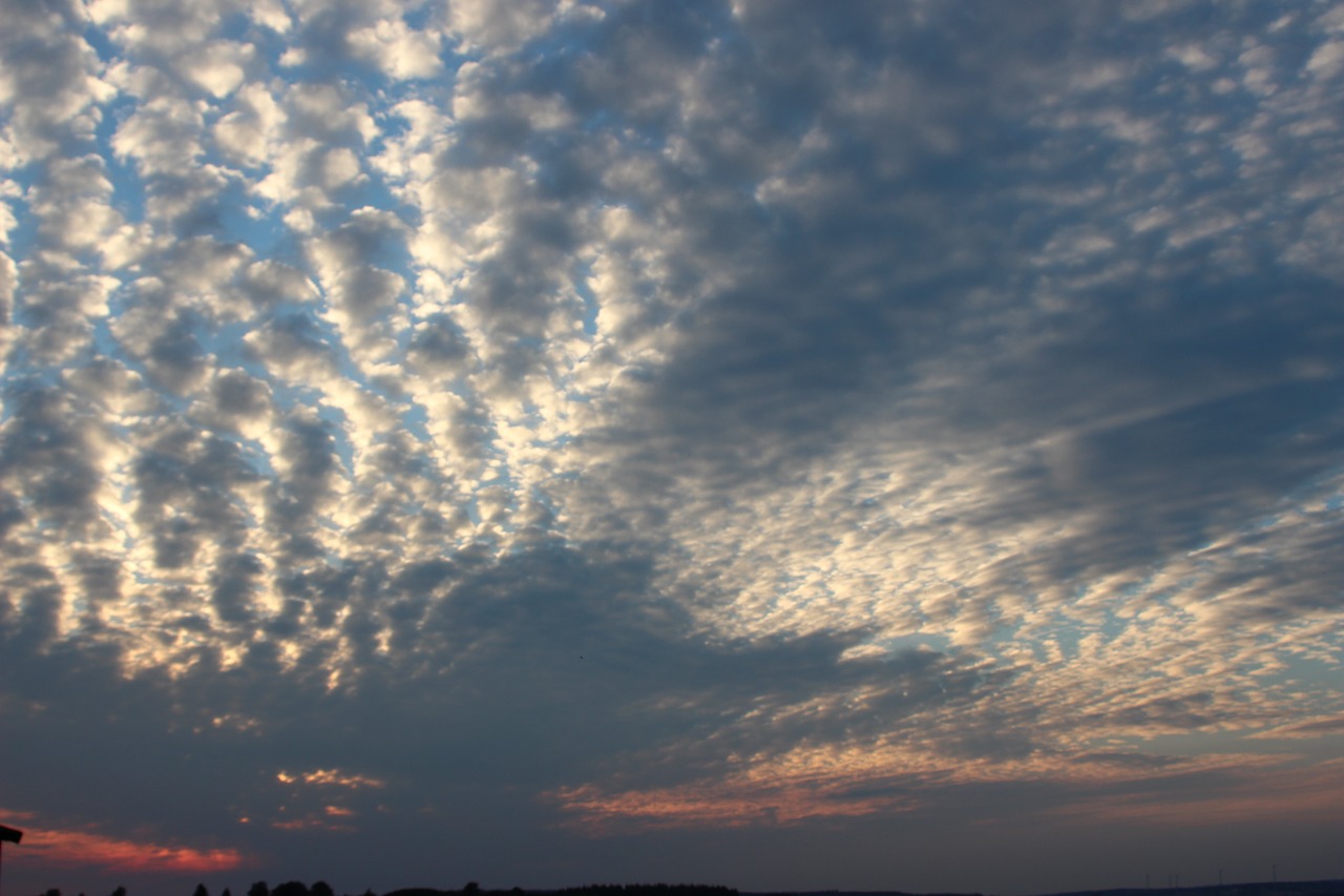sunrise clouds morgenstimmung free photo