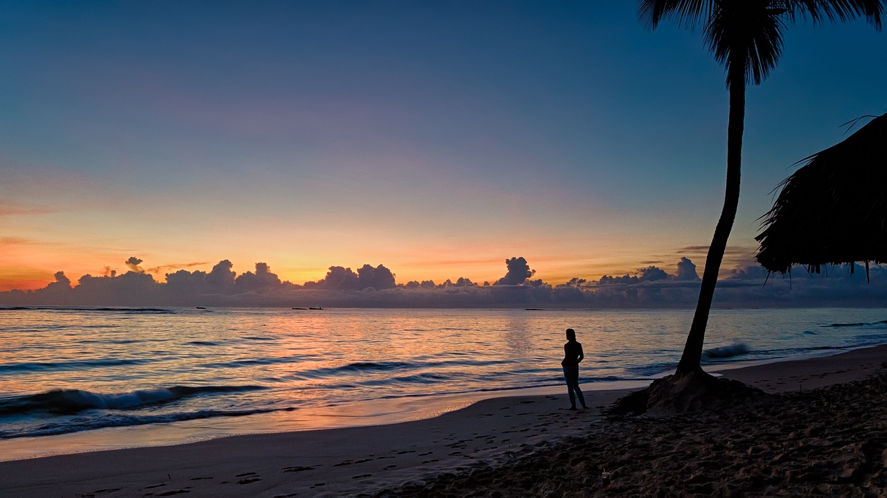 sunrise beach horizon free photo