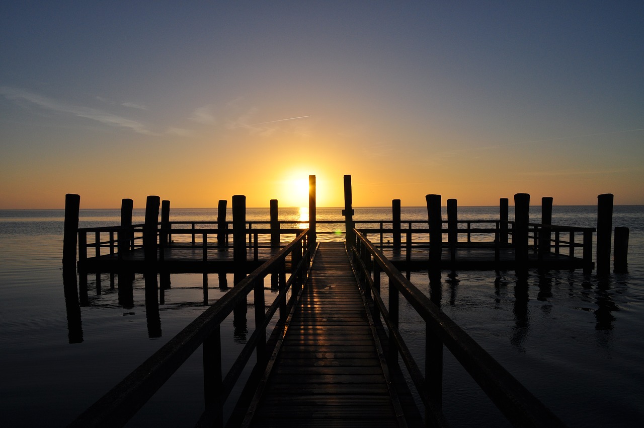 sunrise föhr coast free photo