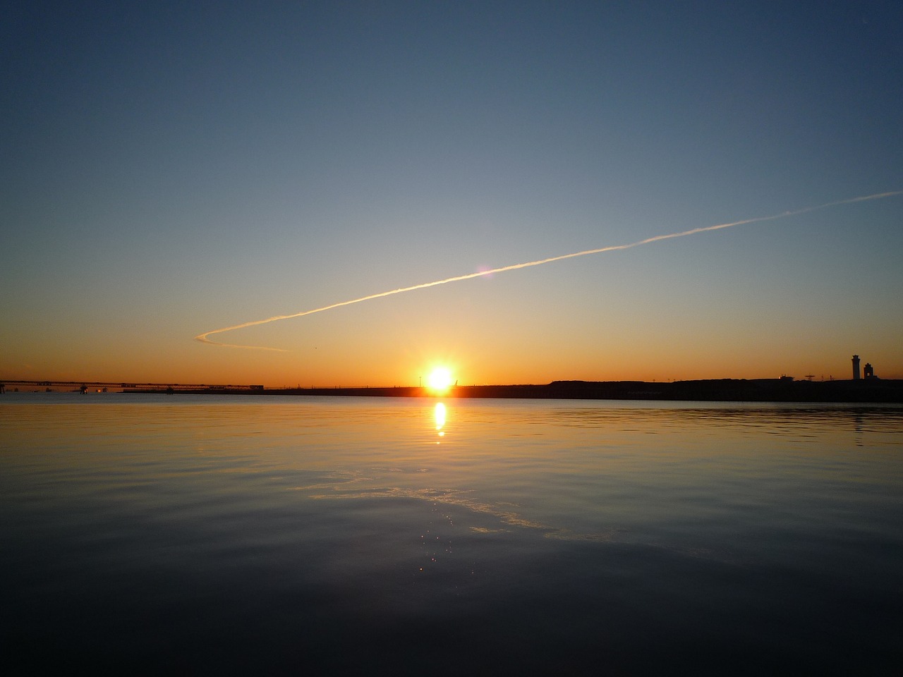 sunrise haneda offshore contrail free photo