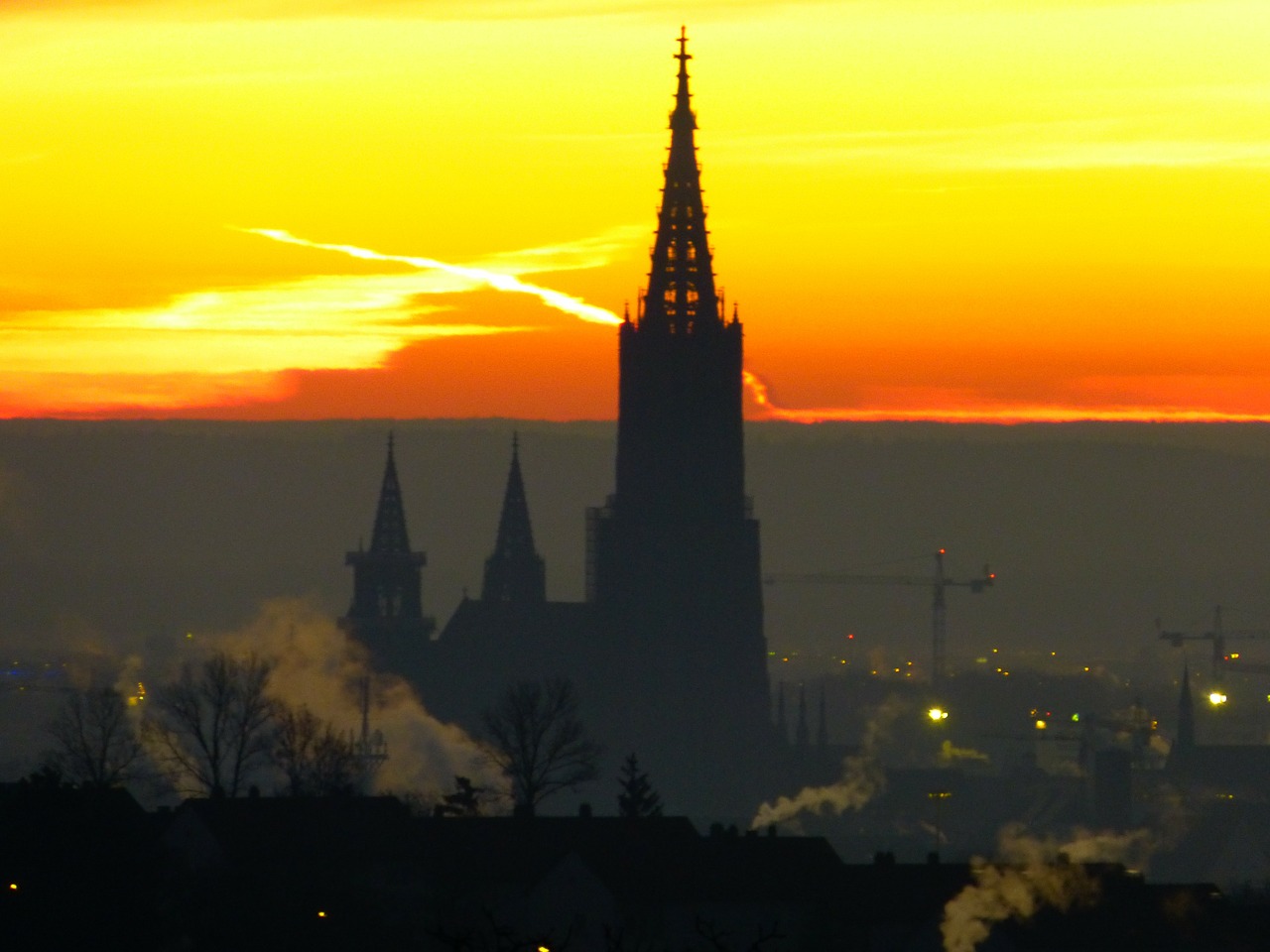 sunrise ulm ulm cathedral free photo