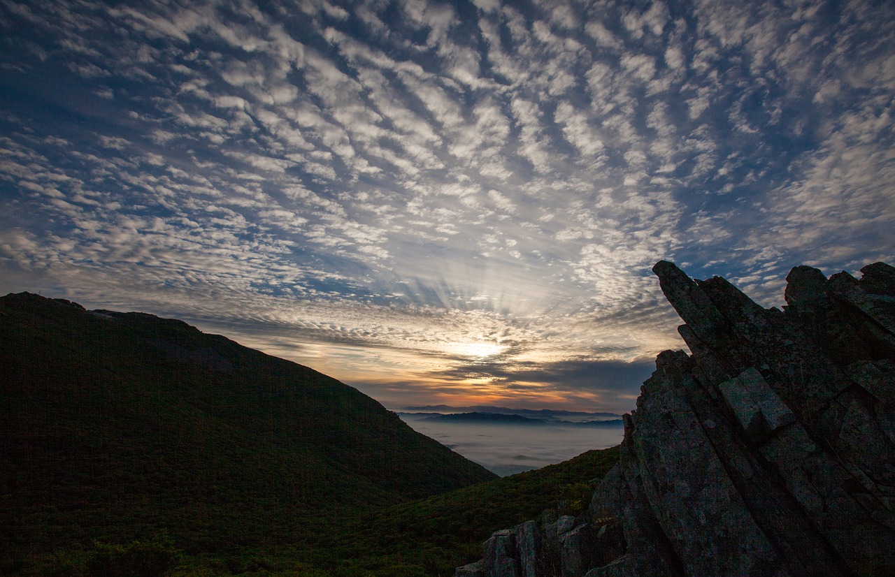 sunrise mudeungsan cloud free photo