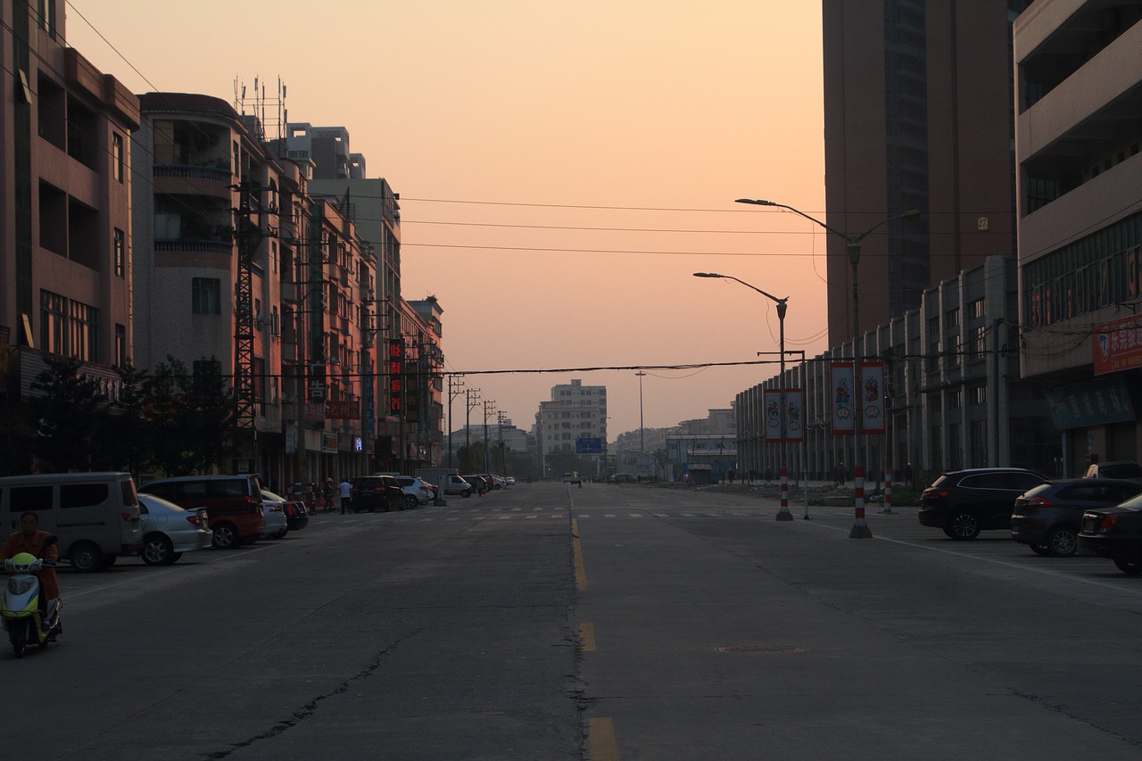 sunrise early in the morning street free photo