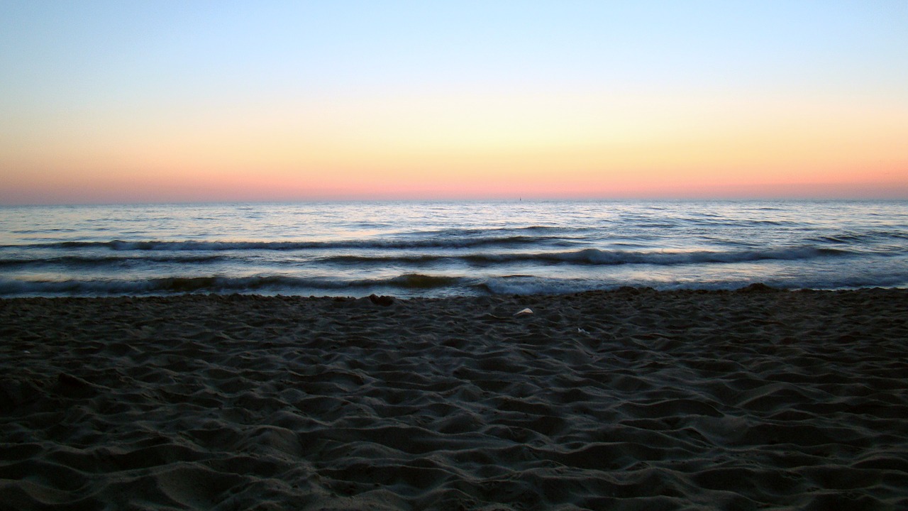sunrise east sea free photo