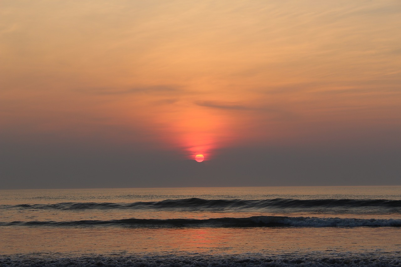 sunrise beach wow free photo