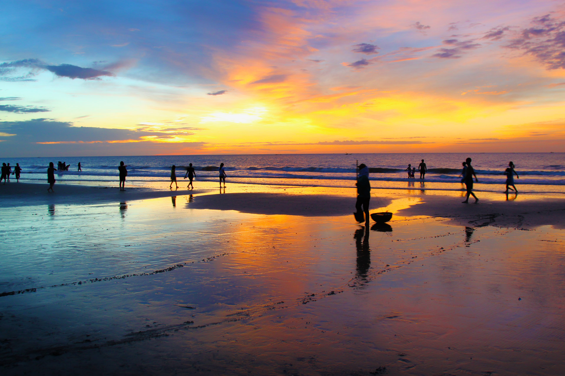 dawn sam son beach thanh hoa free photo