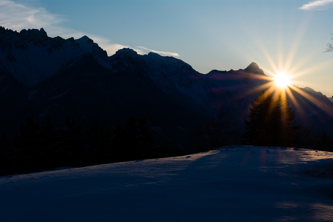 sunrise  sun  mountains free photo