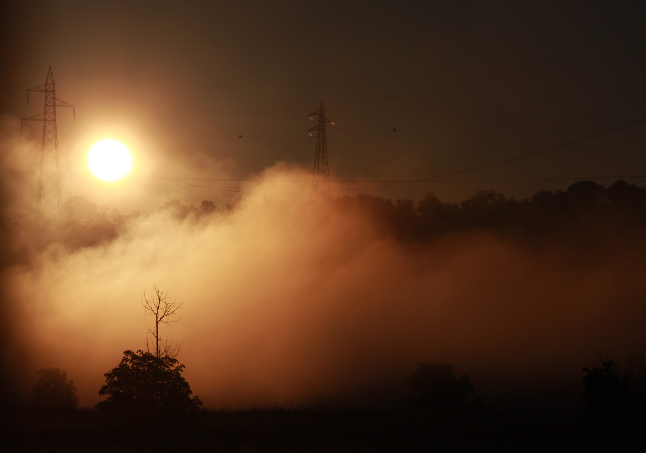 sunrise  the haze  red free photo