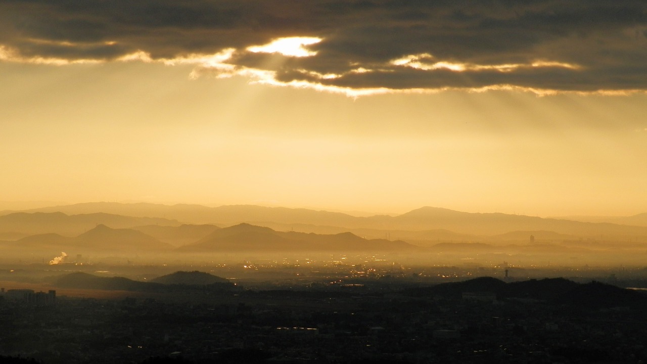 sunrise  cloud  sunlight free photo