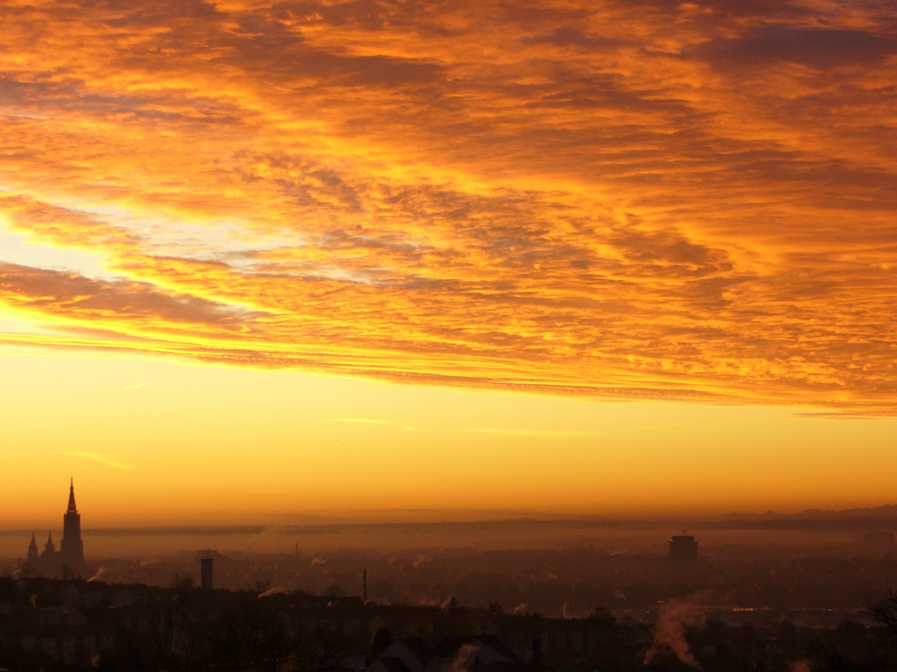 sunrise,morgenrot,sun,city,free pictures, free photos, free images, royalty free, free illustrations, public domain