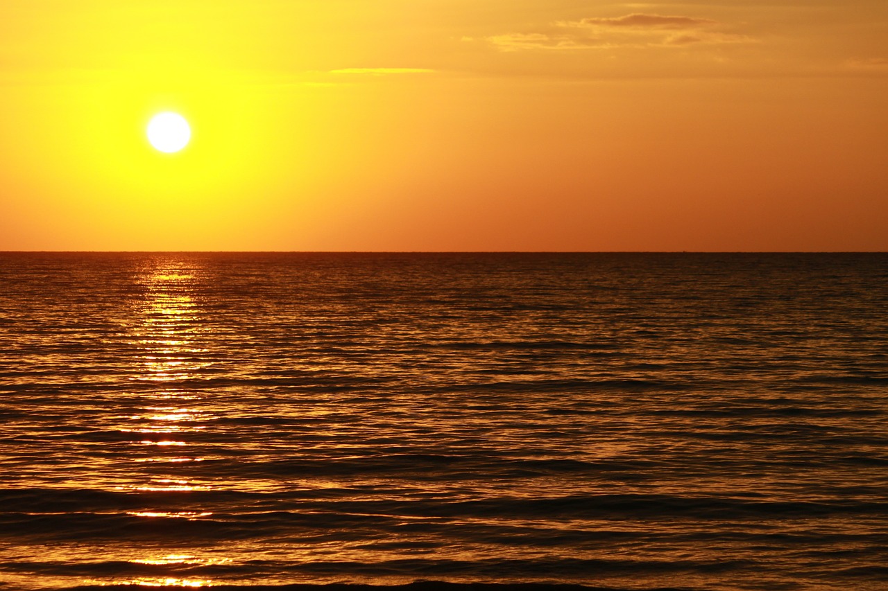 sunrise sunset ocean free photo