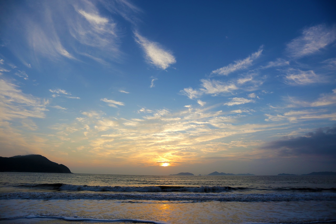 sunrise beach the scenery free photo