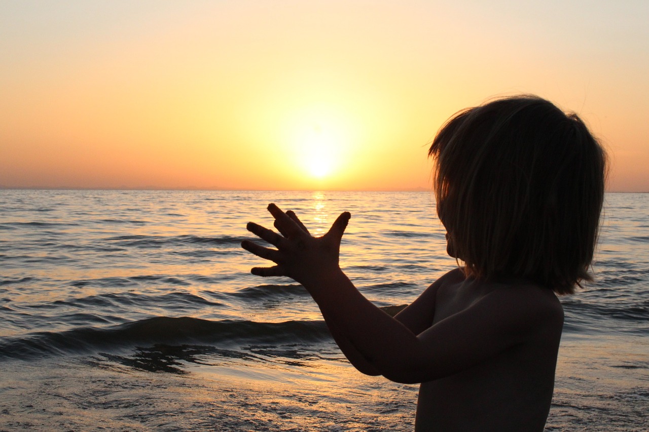 sunrise girl children free photo