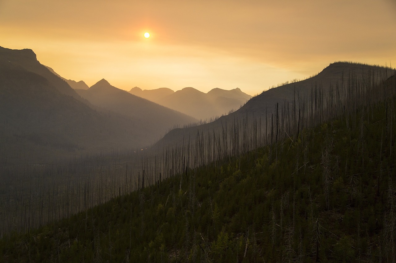 sunset mountains landscape free photo