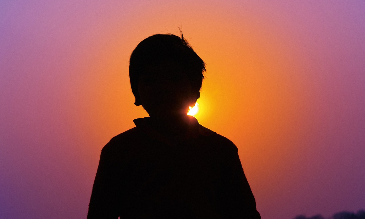 sunset boy india free photo