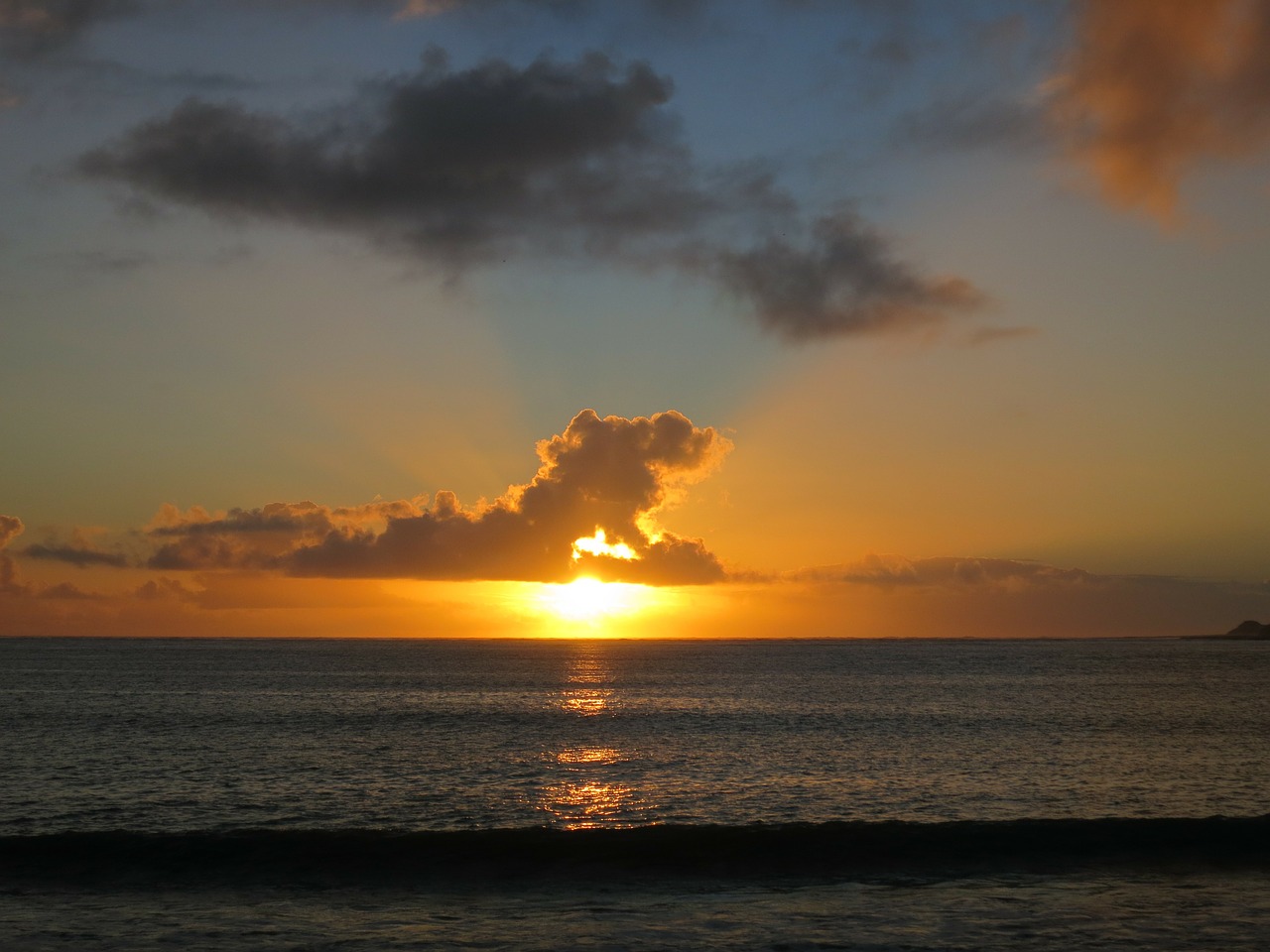 sunset sun cloud free photo