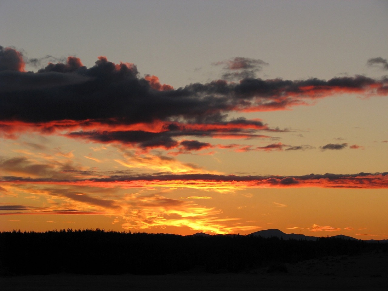 sunset waring mountains alaska free photo