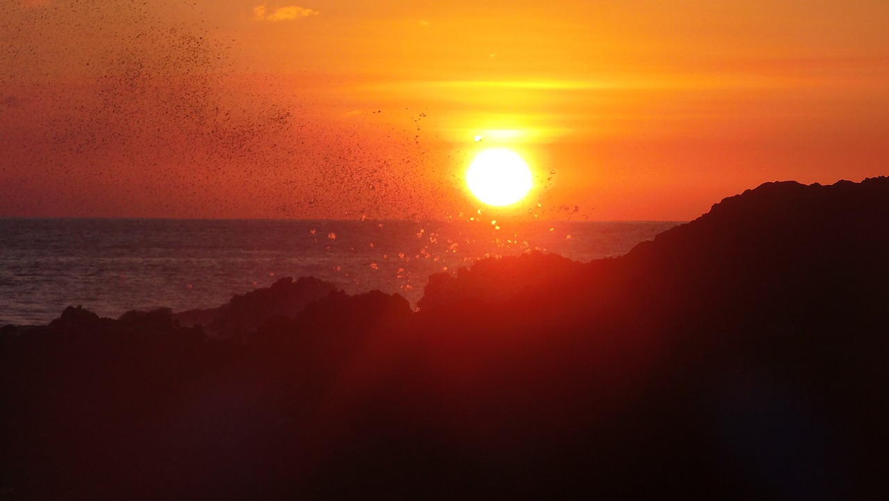 splash sunset cape free photo