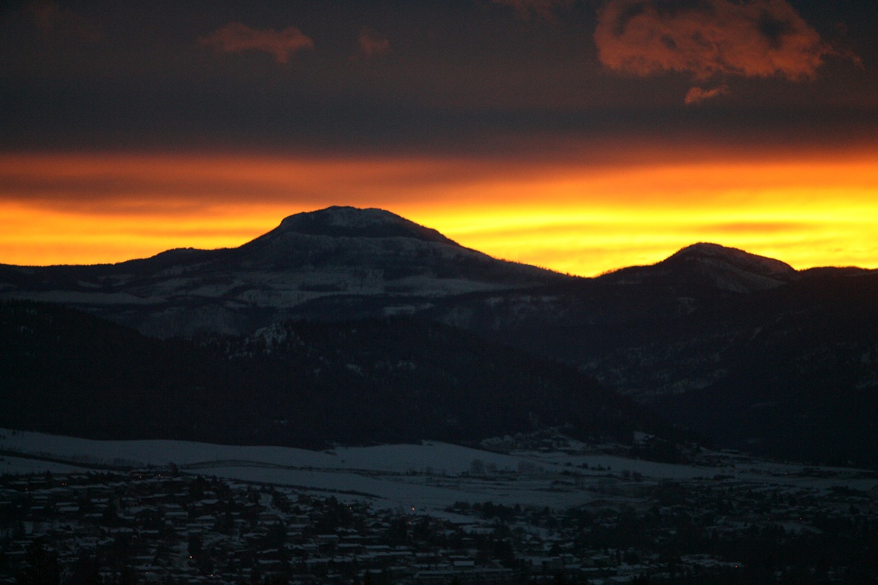sunset mountains landscape free photo
