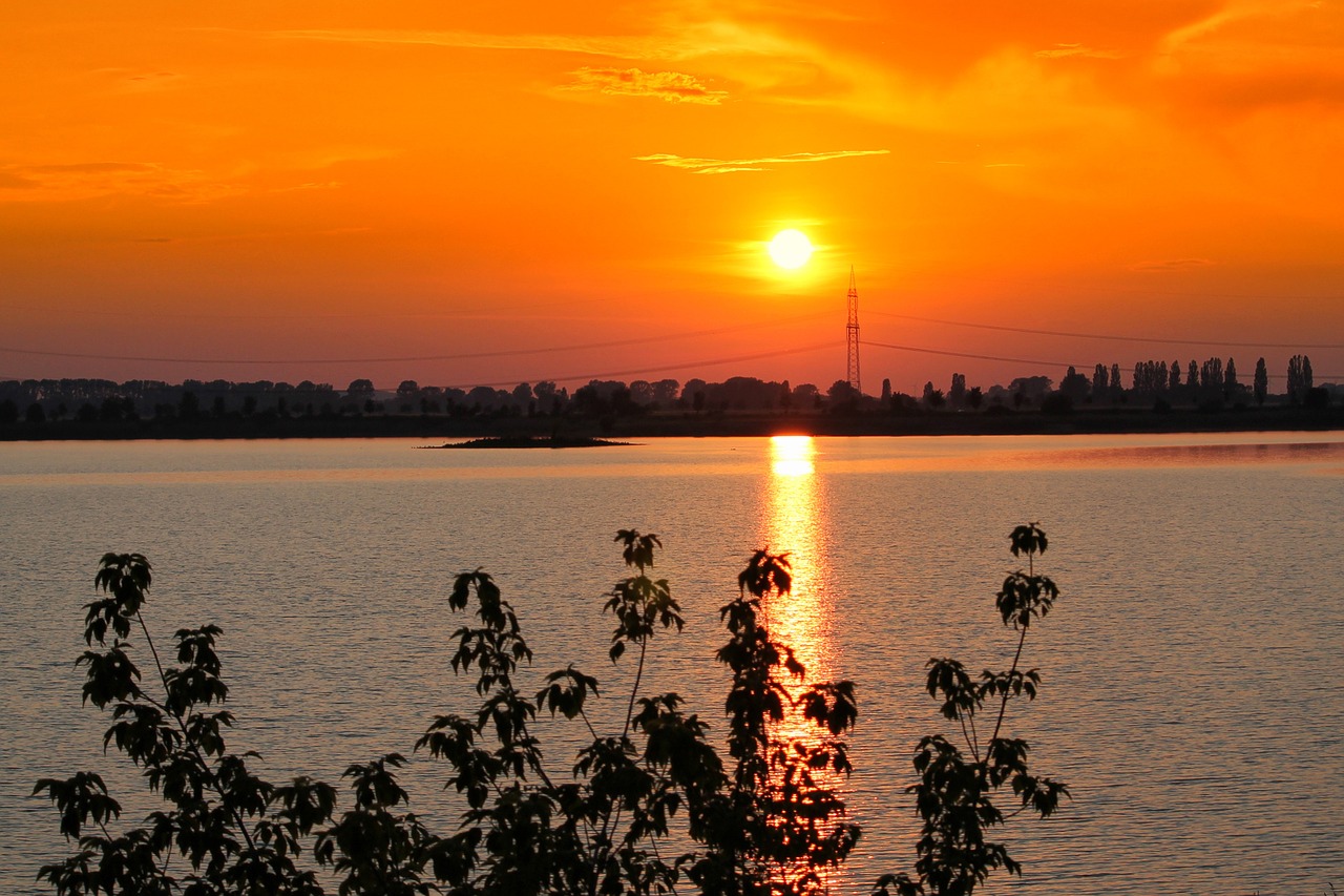 sunset silhouette abendstimmung free photo