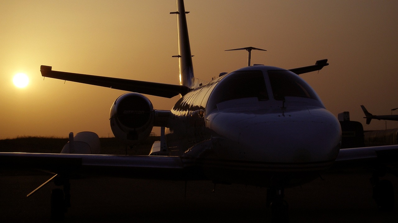 airplanes cessna citation ii sunset free photo