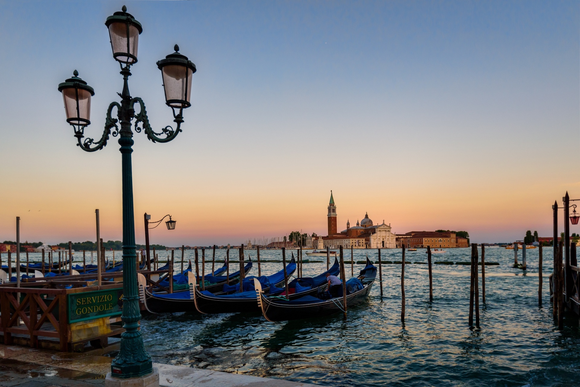 boats grand canal free photo