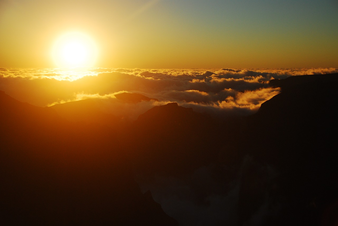 sunset mountains clouds free photo