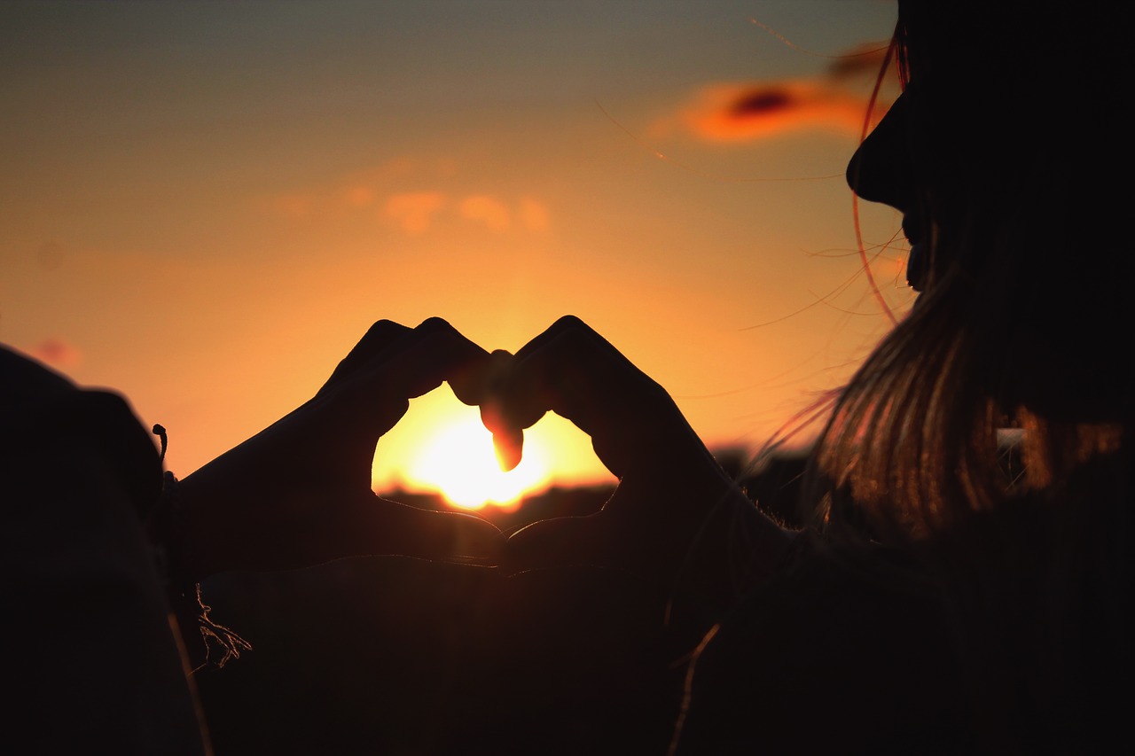 sunset love heart free photo