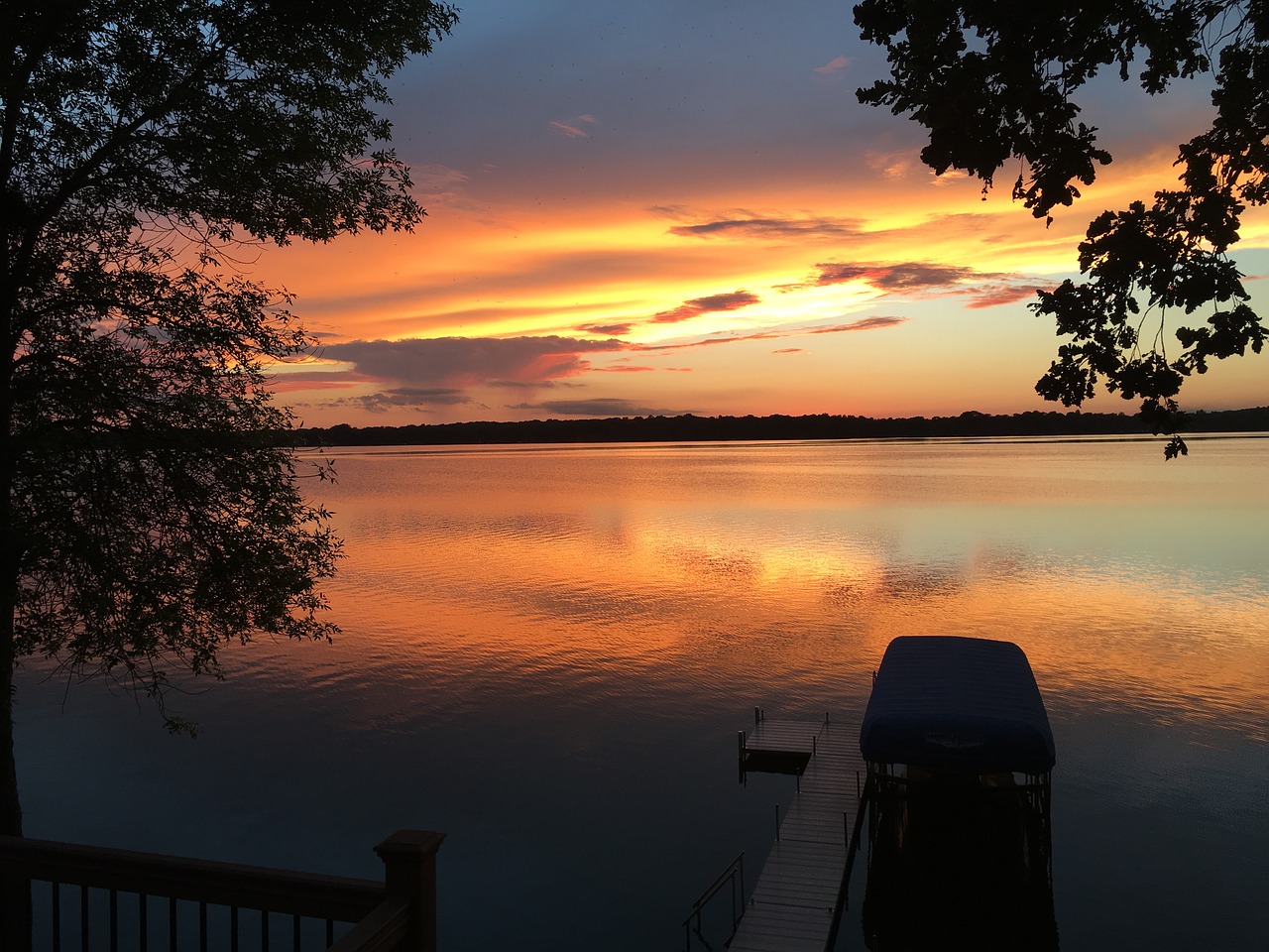 sunset lake cloud free photo