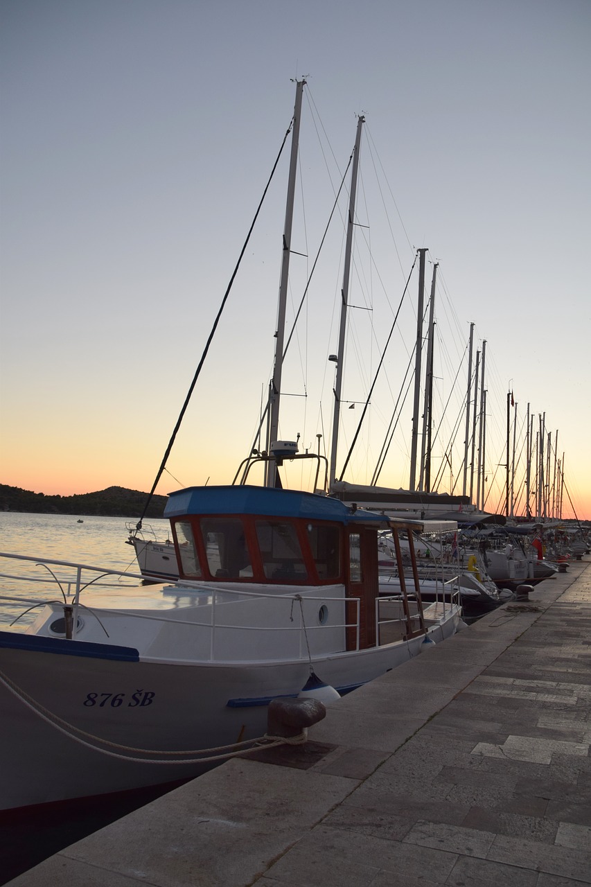 sunset boats sea free photo